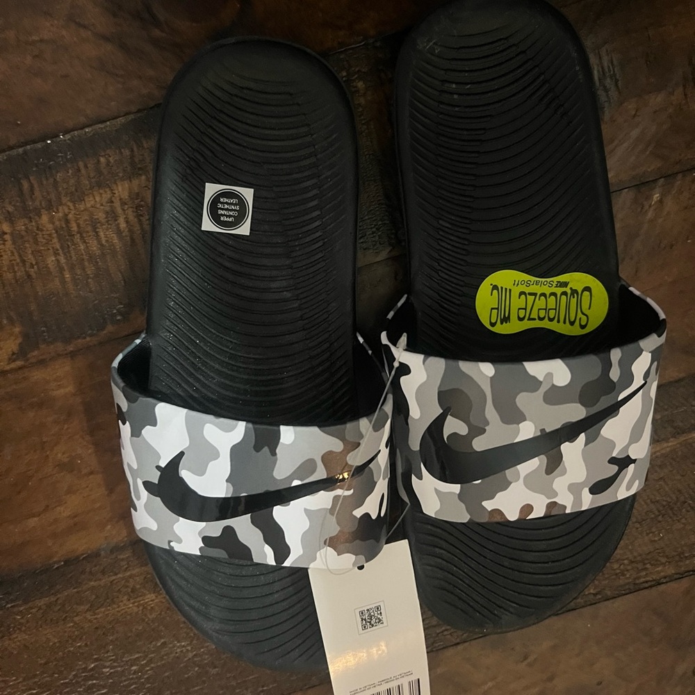 Nike slides